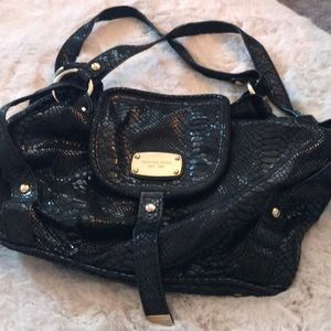 Authentic Michael Kors purse in good condition🥰